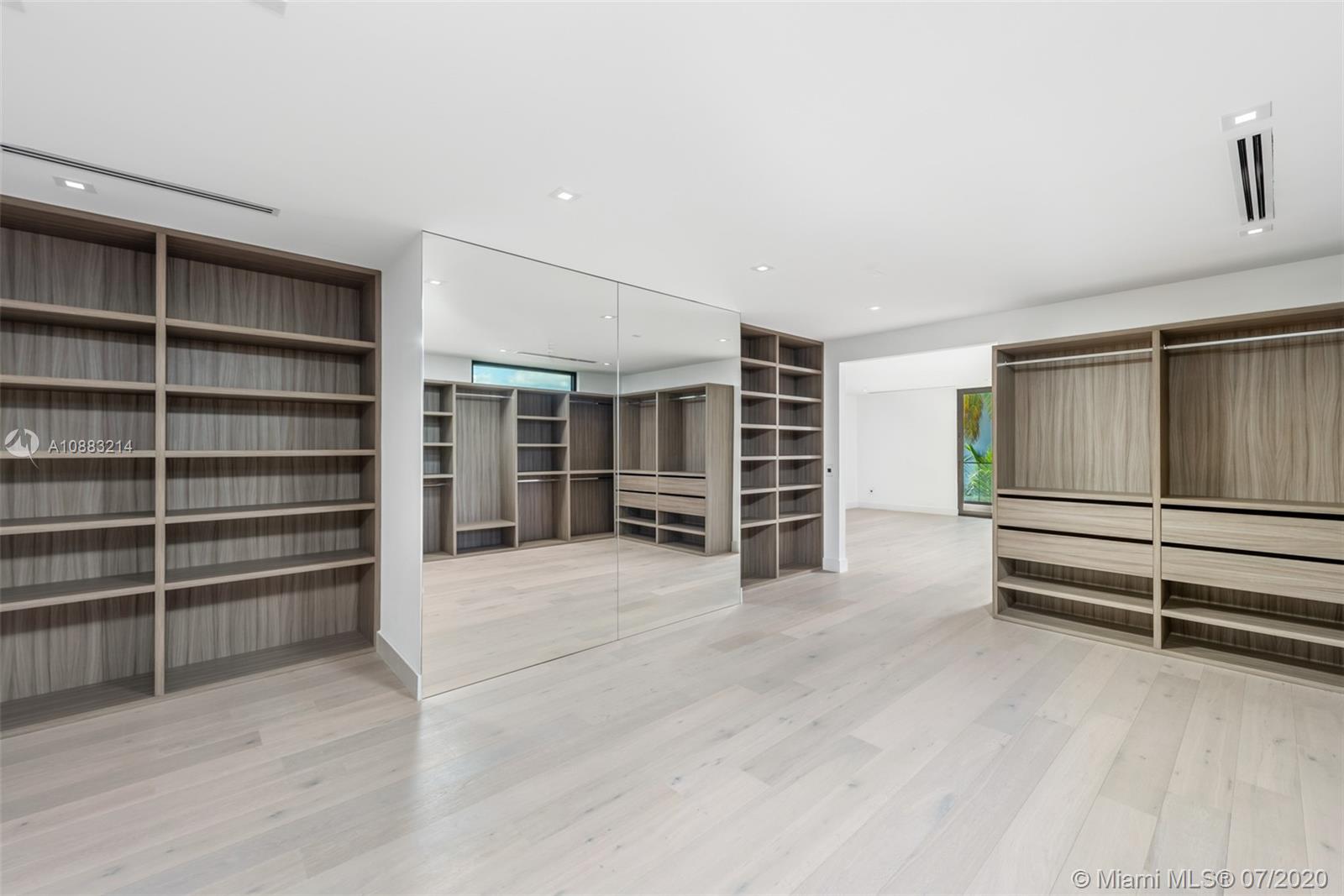 HIBISCUS ISLAND - Residential