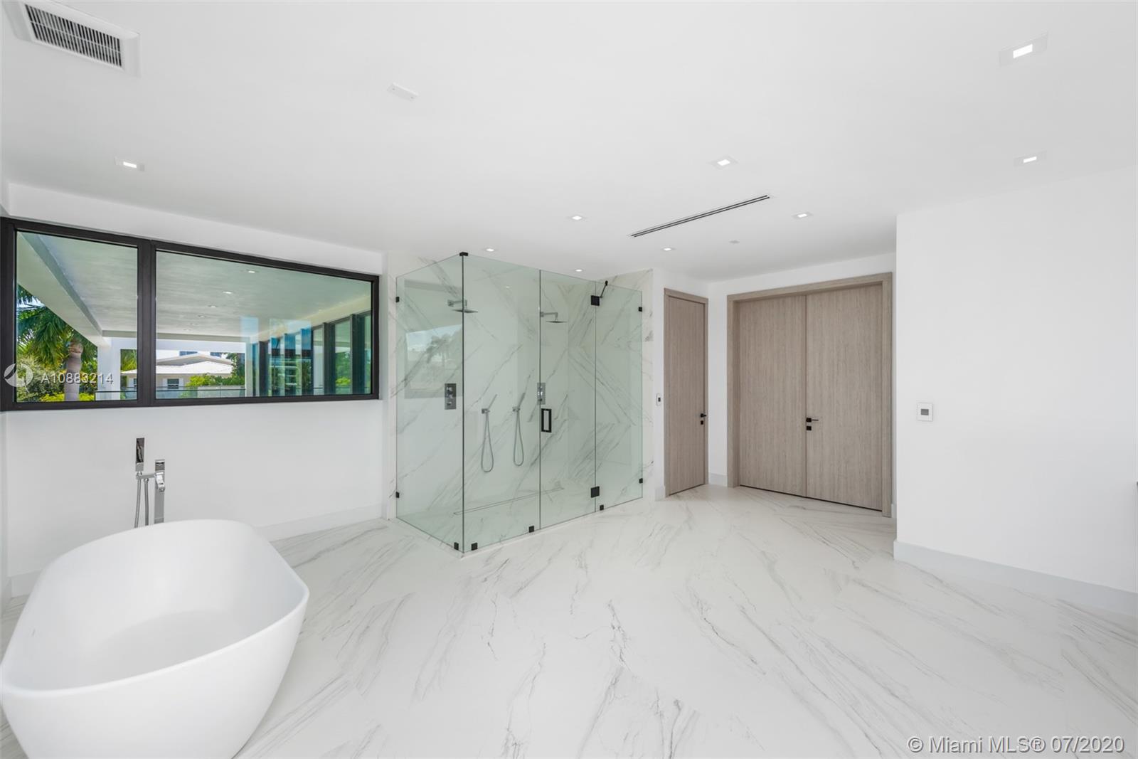 HIBISCUS ISLAND - Residential