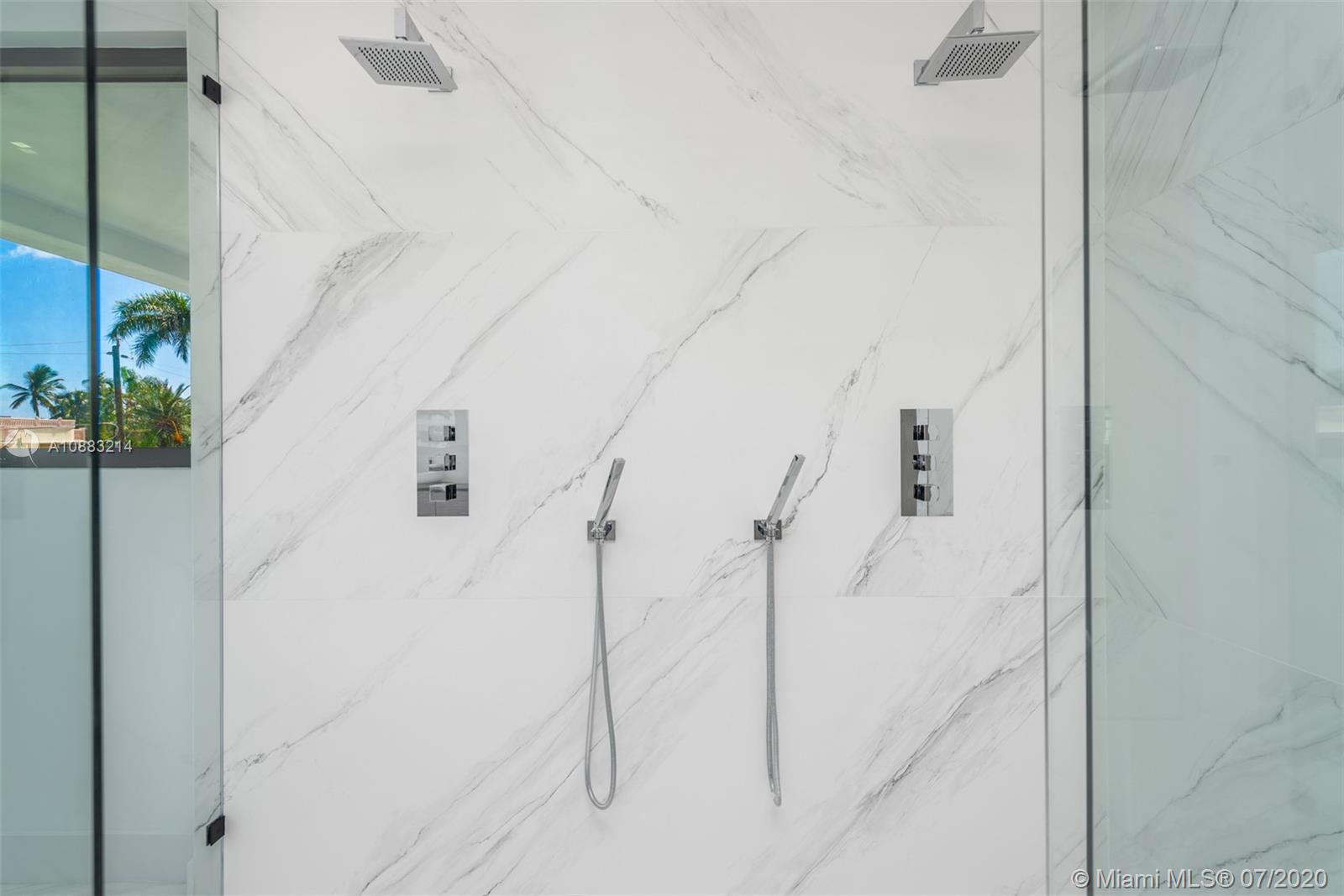 HIBISCUS ISLAND - Residential