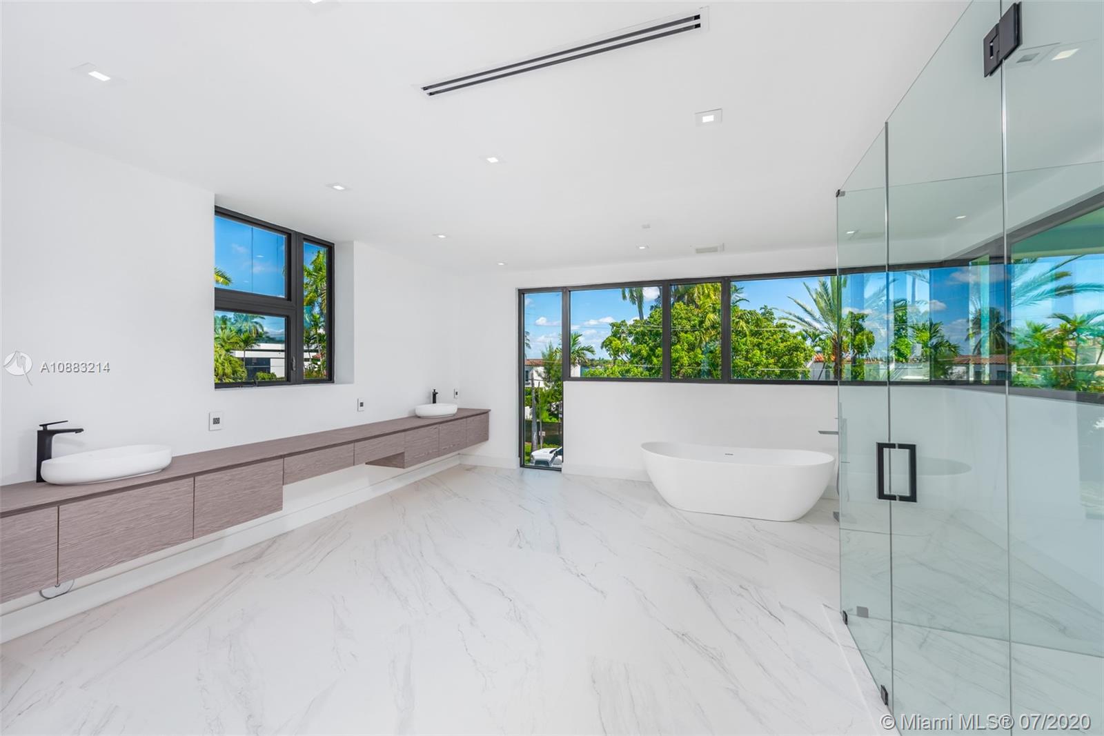 HIBISCUS ISLAND - Residential