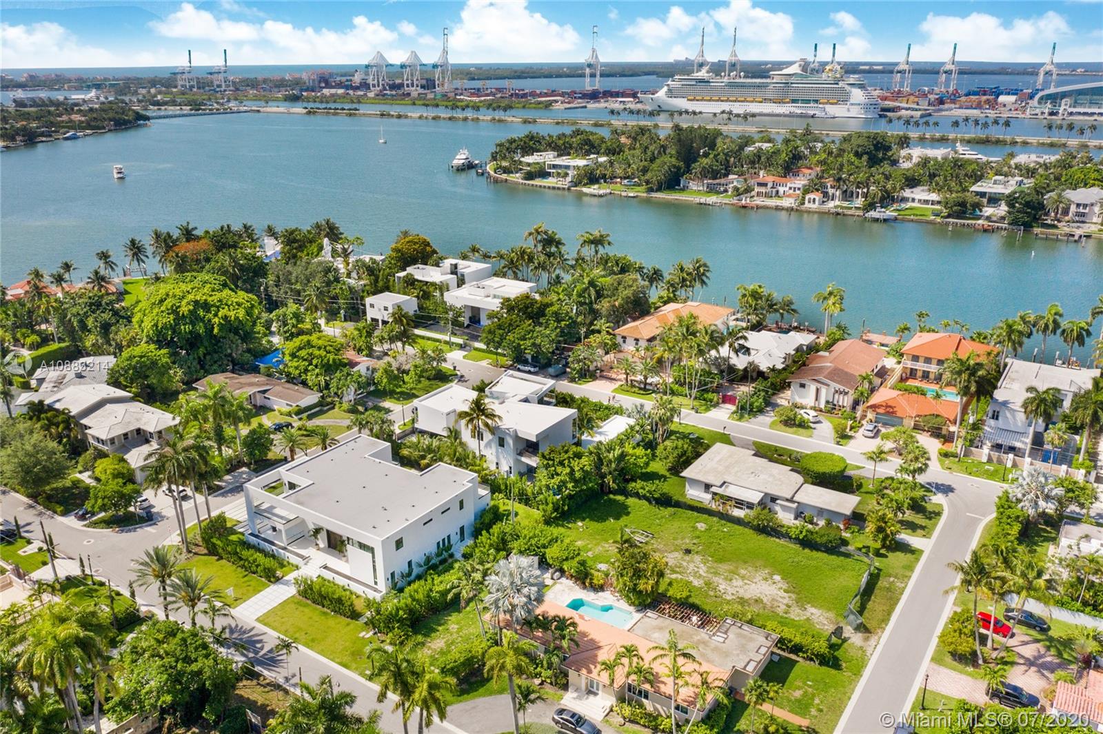 HIBISCUS ISLAND - Residential