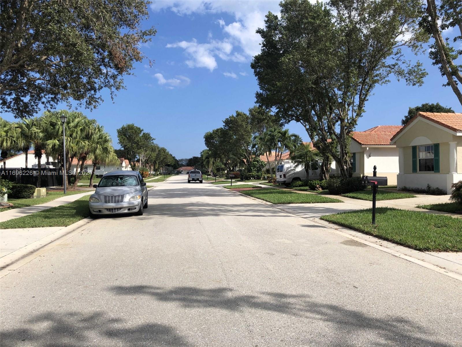FLORAL LAKES 1 - Residential