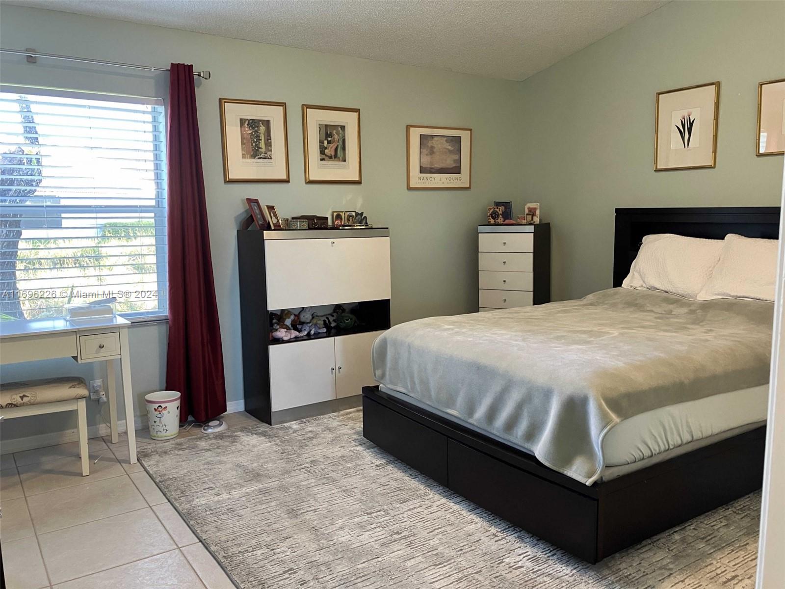 FLORAL LAKES 1 - Residential