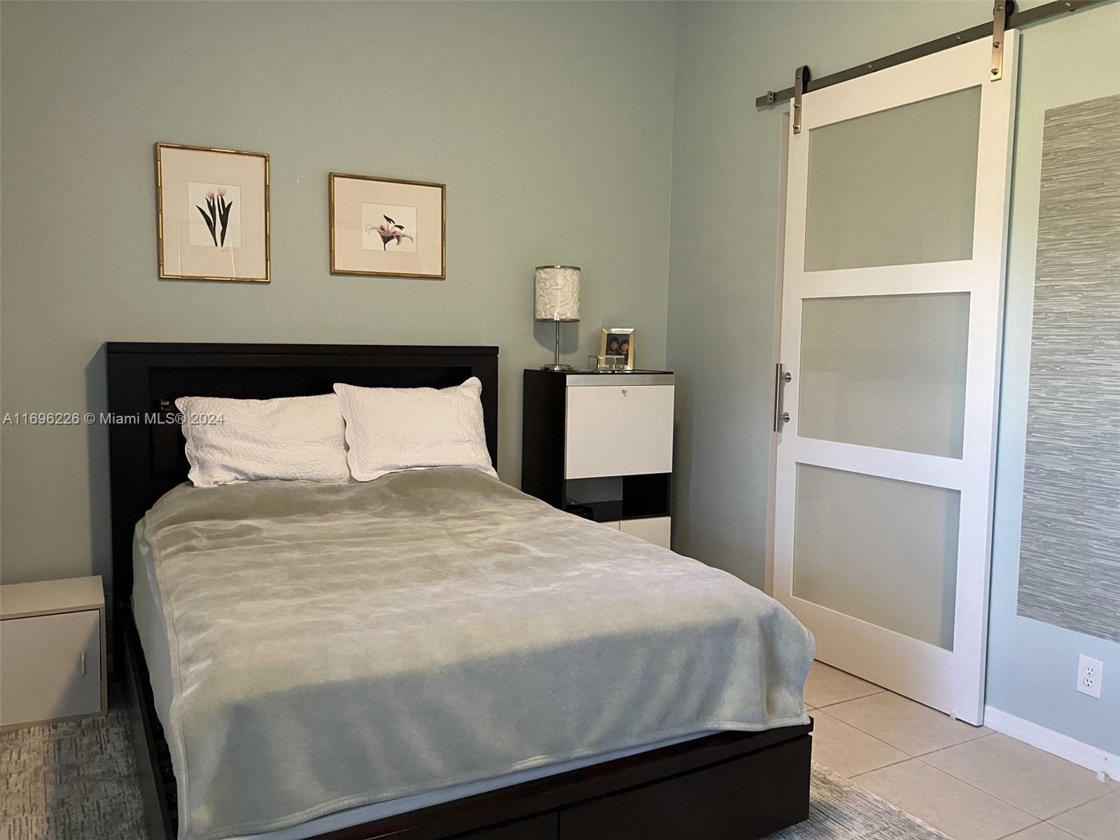 FLORAL LAKES 1 - Residential