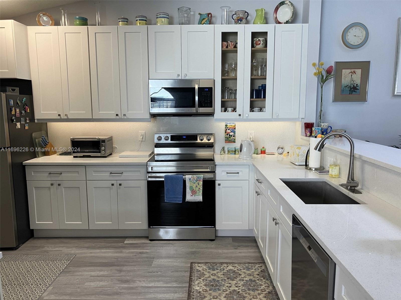 FLORAL LAKES 1 - Residential