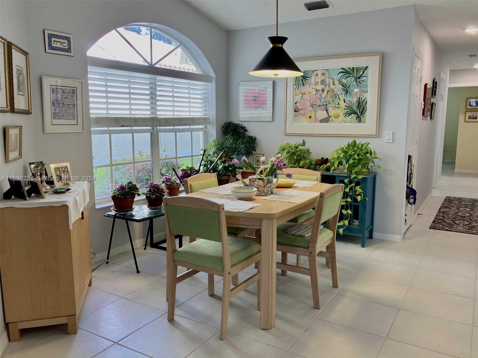 FLORAL LAKES 1 - Residential