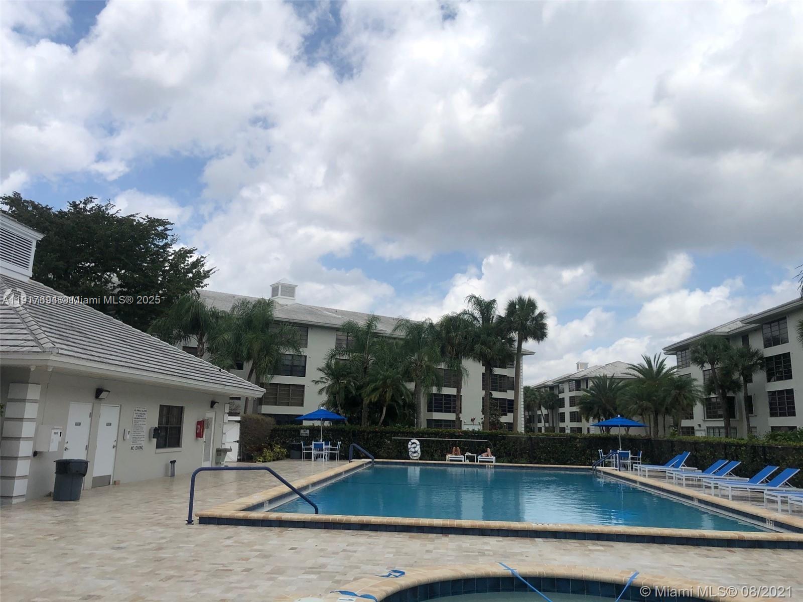 CONDO 21 OF WHITEHALL CON - Residential Lease