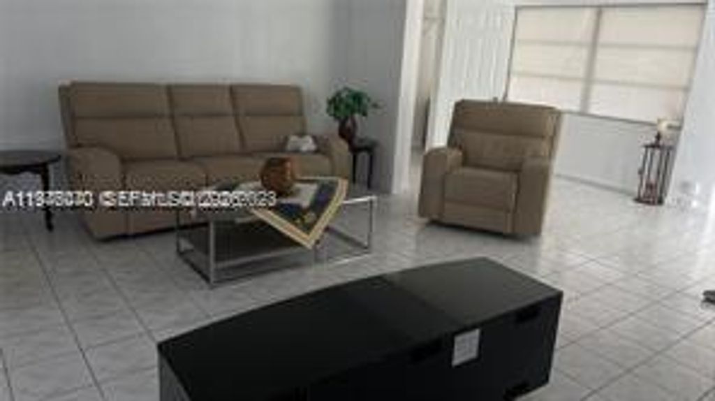 Photo of 2631 Fillmore St, Hollywood, FL 33020 (MLS # A11976070)