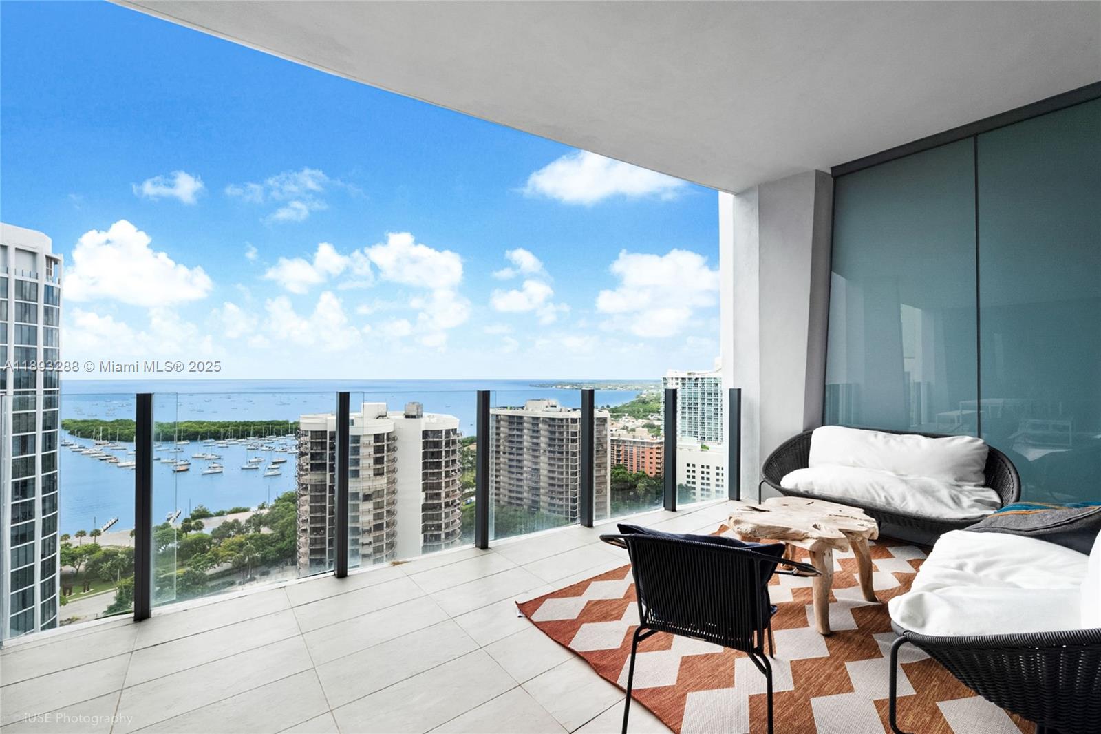 CLUB RESIDENCES AT PARK G - Residential