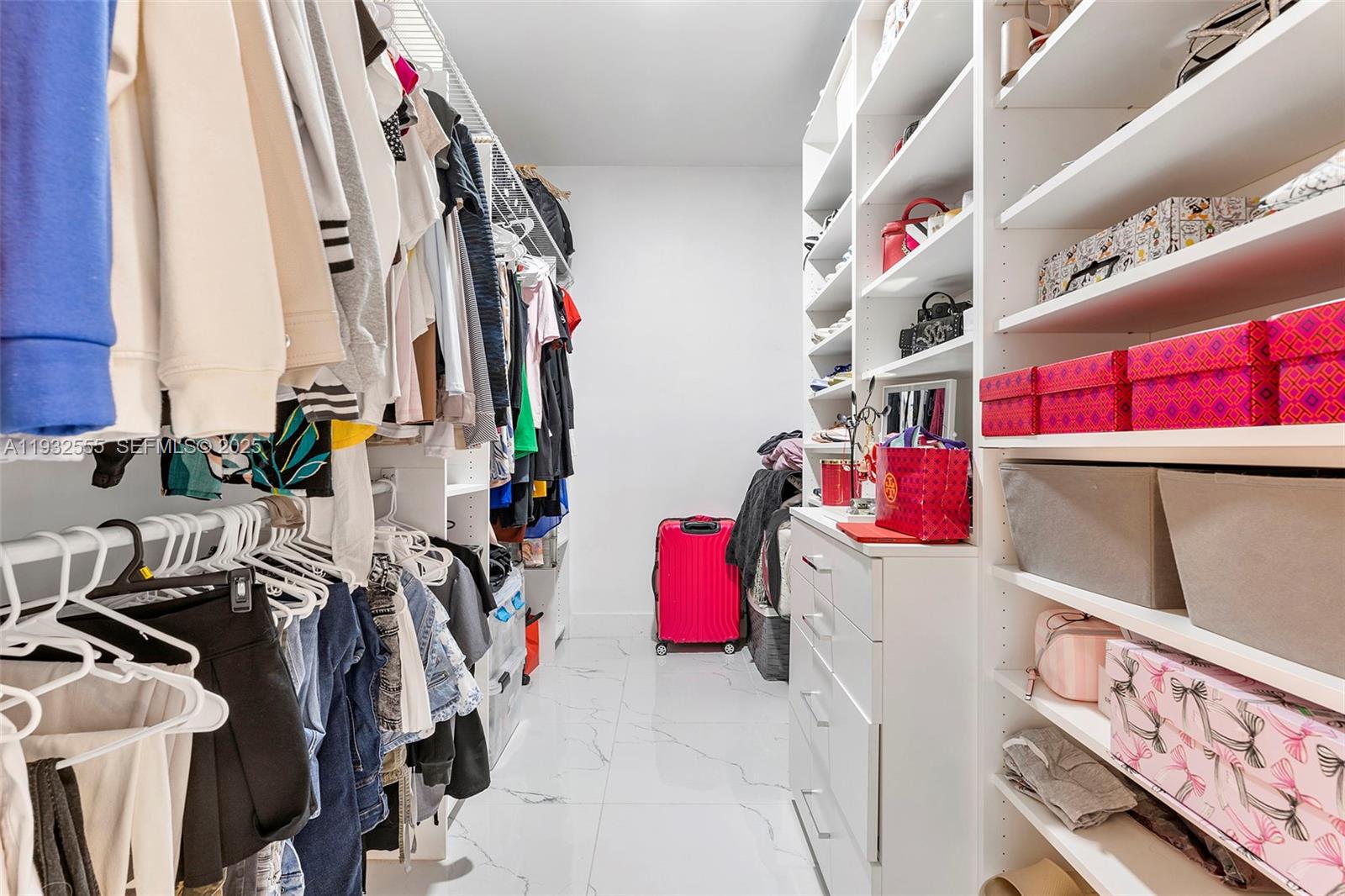 WESTPORT 2ND SECTION - Residential