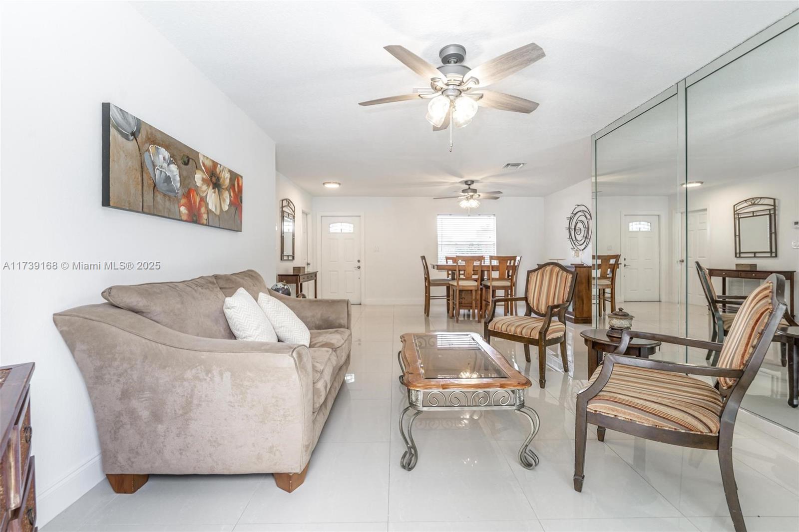ROYAL PALM POINTE - Residential