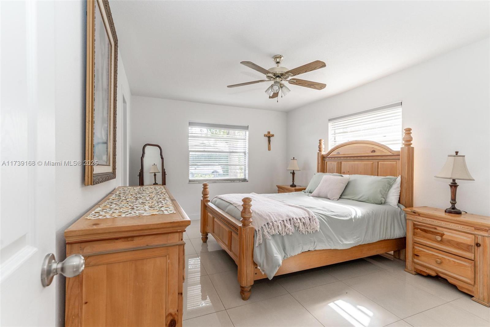 ROYAL PALM POINTE - Residential