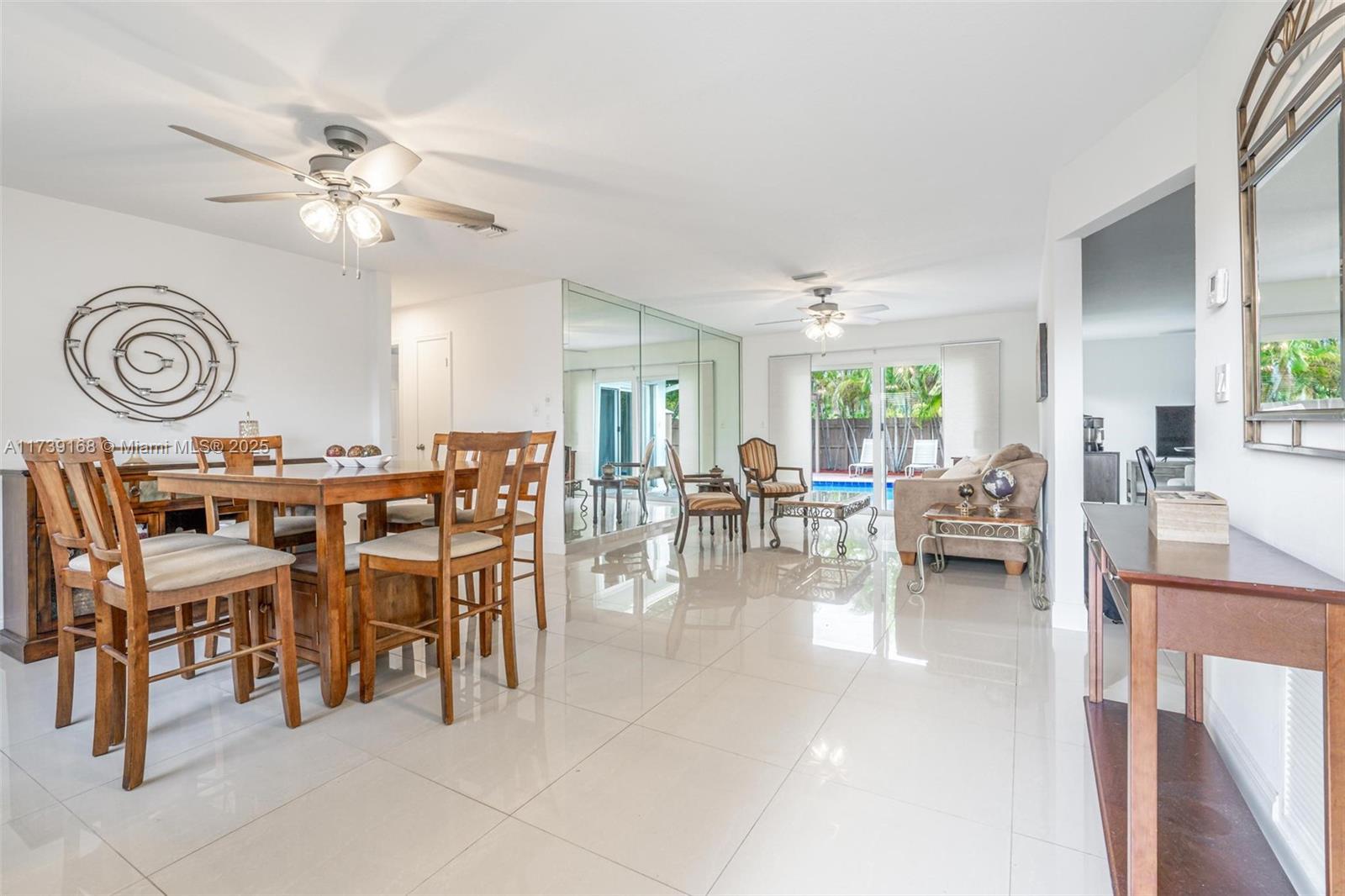 ROYAL PALM POINTE - Residential