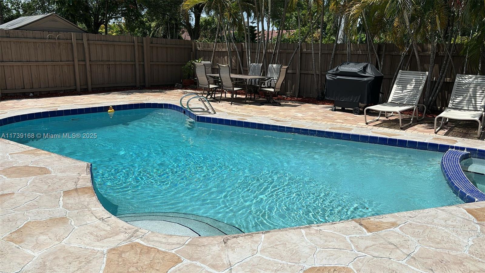 ROYAL PALM POINTE - Residential