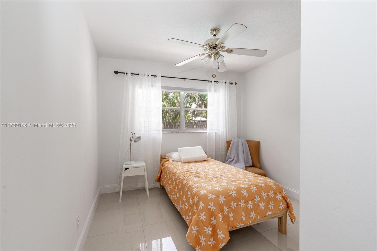 ROYAL PALM POINTE - Residential