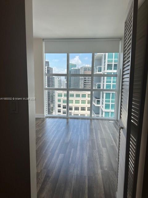 THE PLAZA 901 BRICKELL CON - Residential