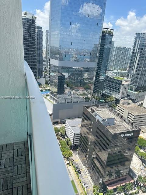 THE PLAZA 901 BRICKELL CON - Residential