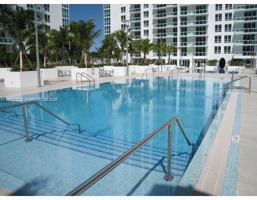 THE PLAZA 901 BRICKELL CON - Residential