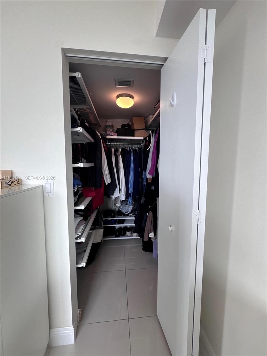 TERRAZAS RIVERPARK VILLAG - Residential