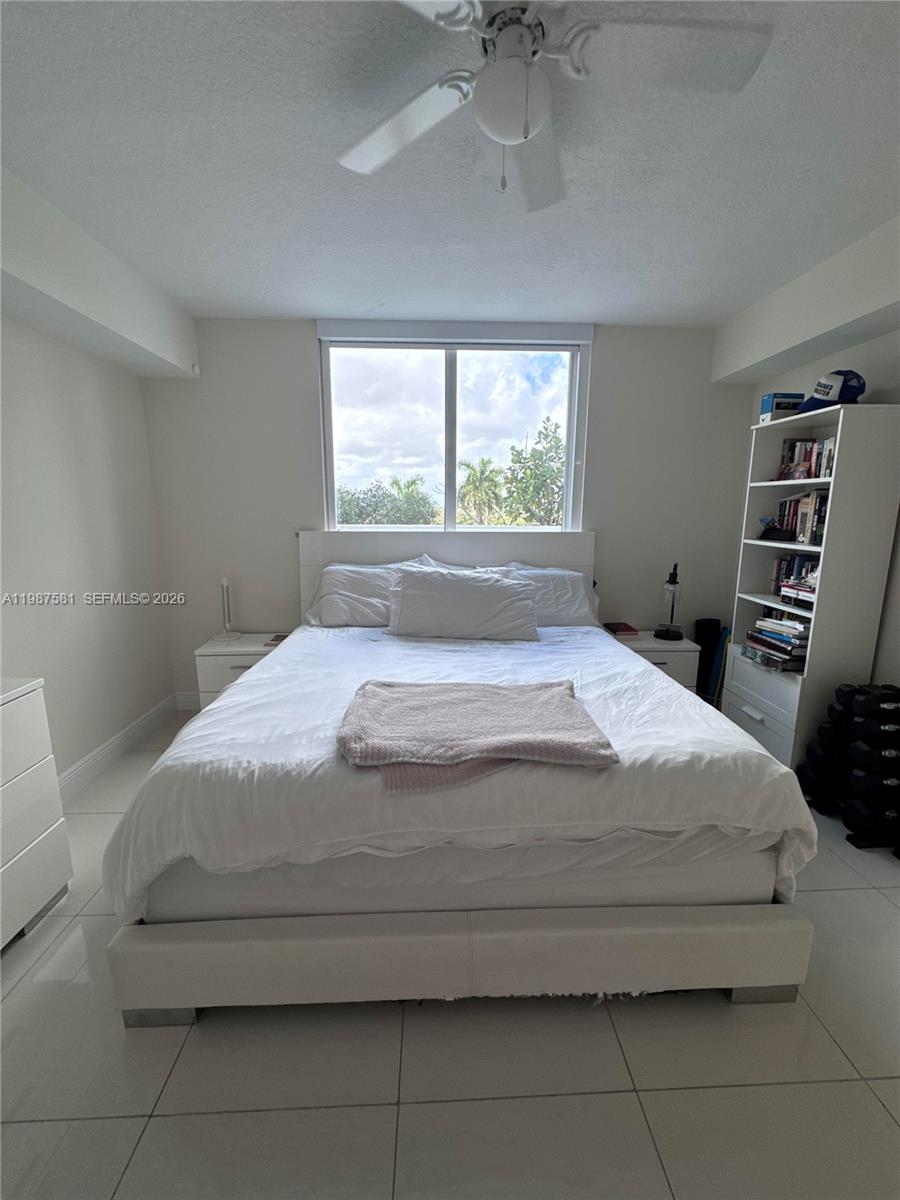 TERRAZAS RIVERPARK VILLAG - Residential