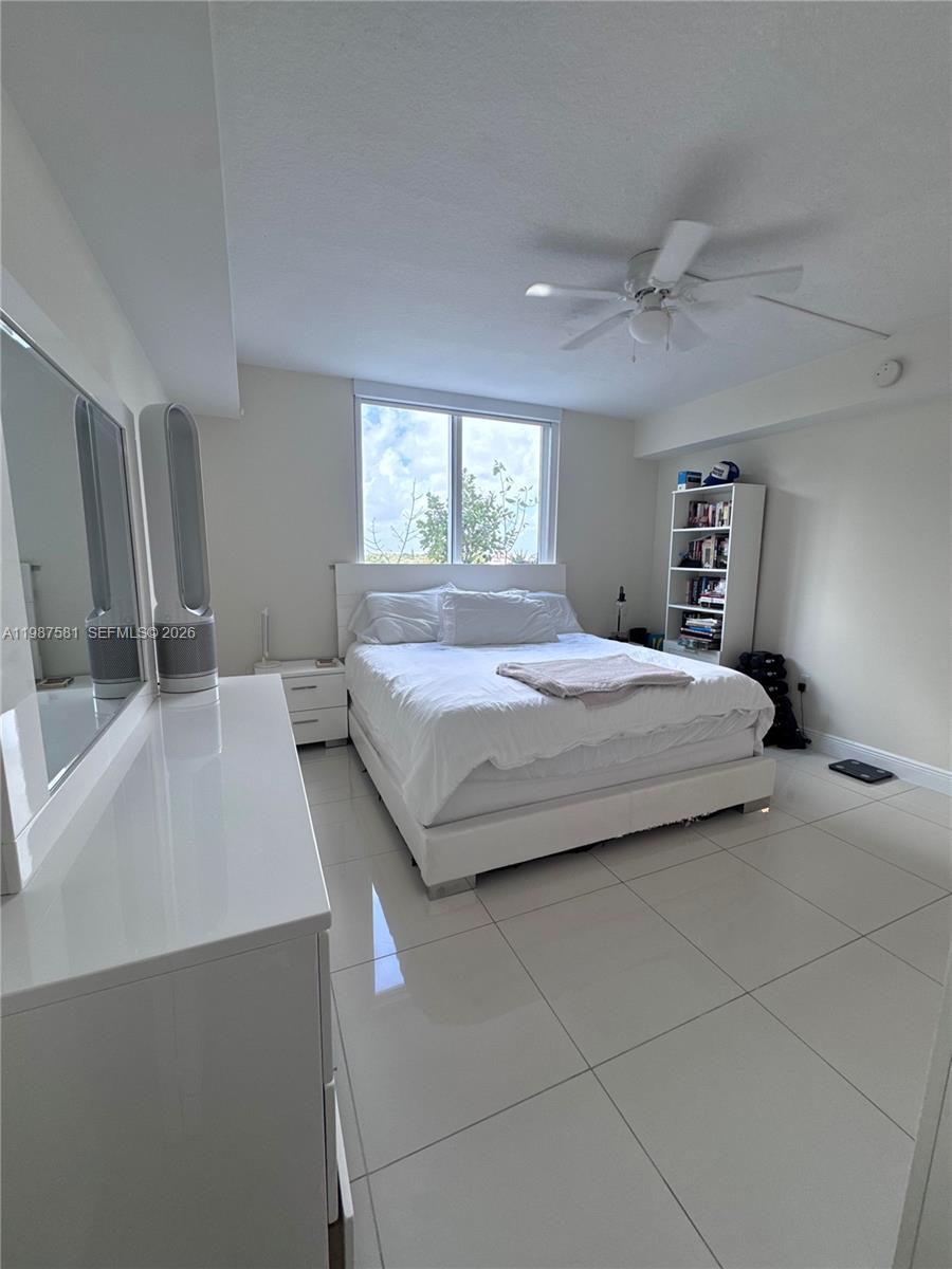 TERRAZAS RIVERPARK VILLAG - Residential