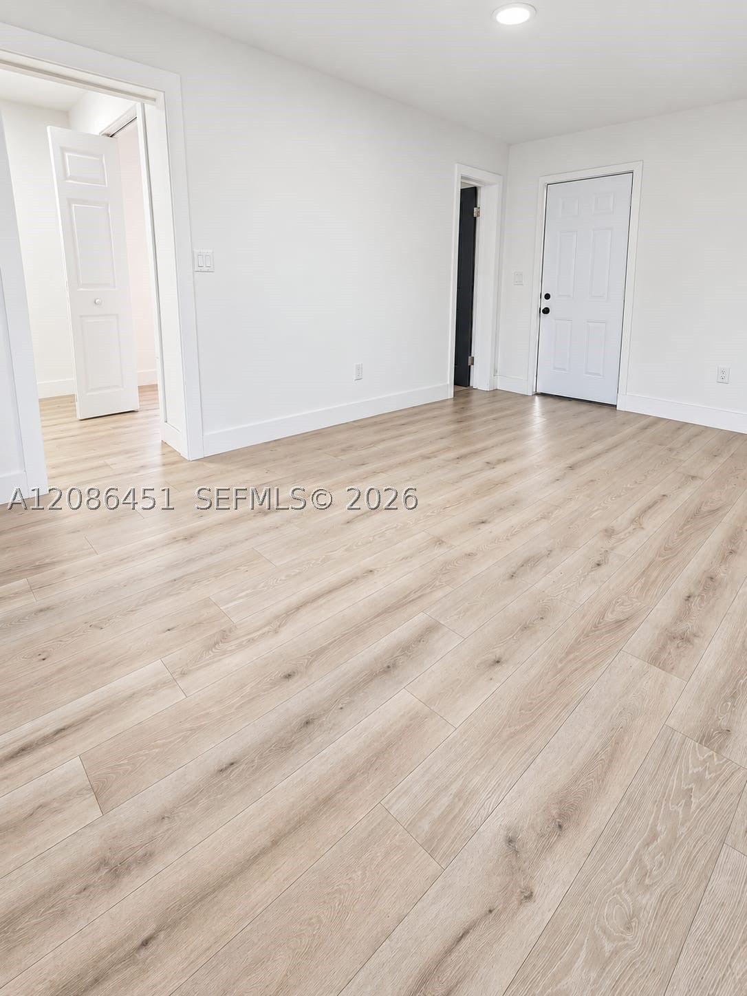 801 NW 75th St 801