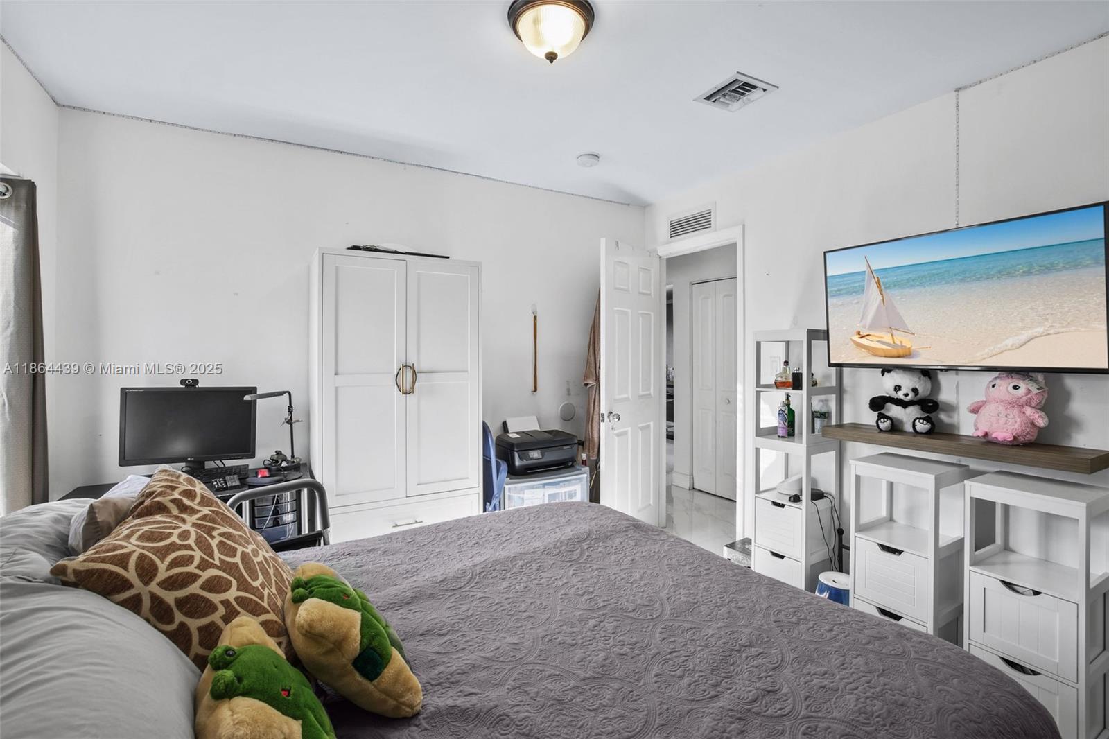 CORAL CREEK - Residential