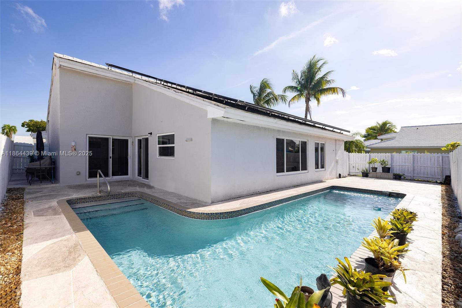 CORAL CREEK - Residential