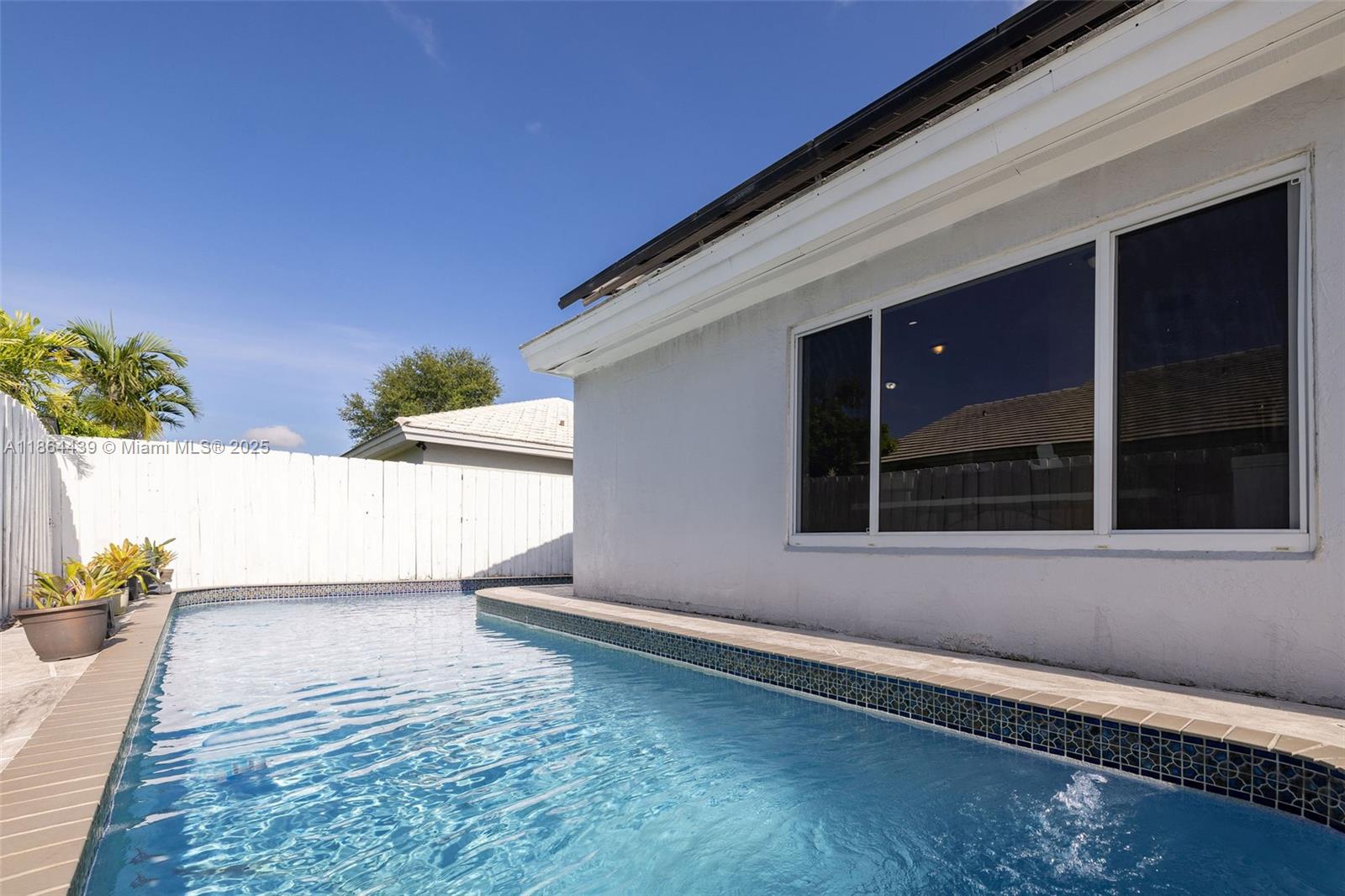 CORAL CREEK - Residential