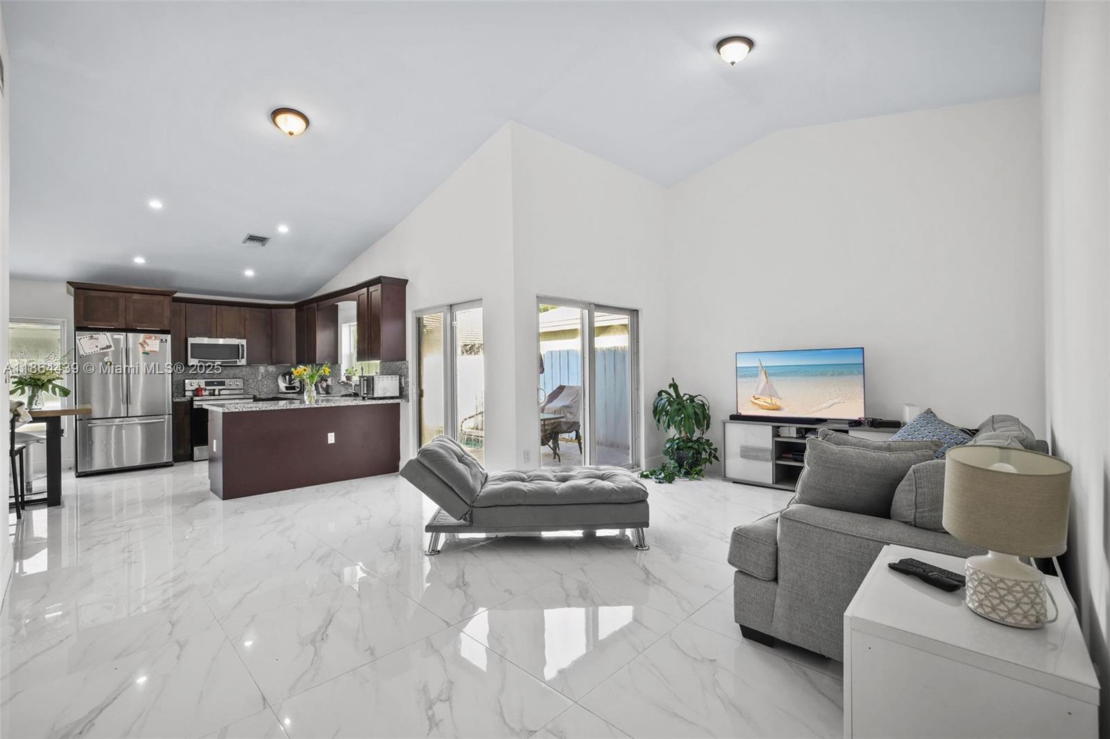 CORAL CREEK - Residential