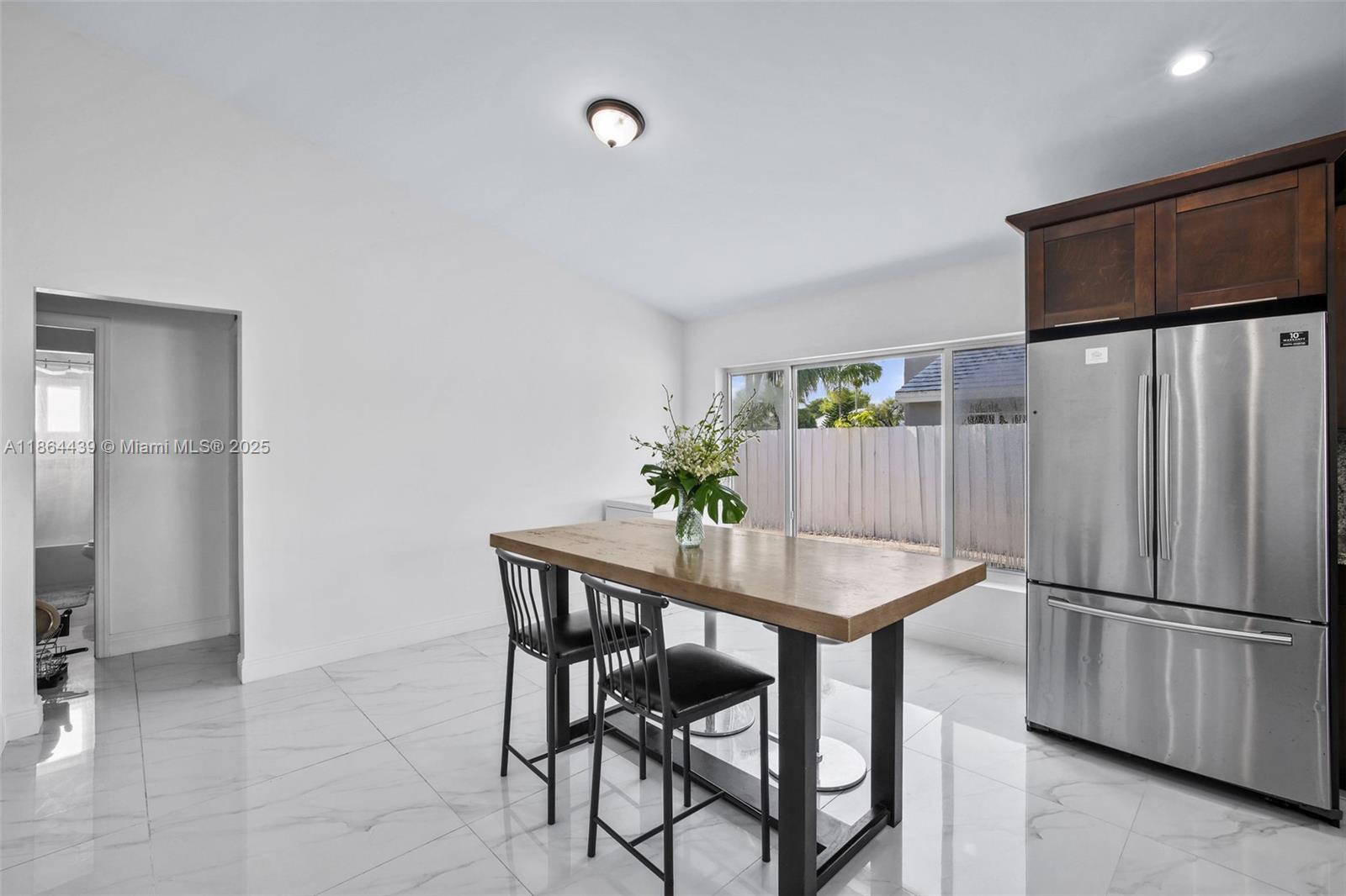 CORAL CREEK - Residential