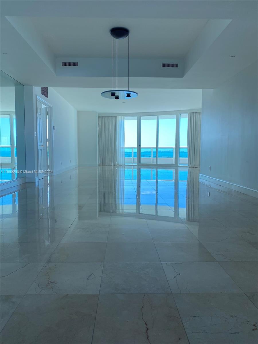 SANTA MARIA CONDO - Residential