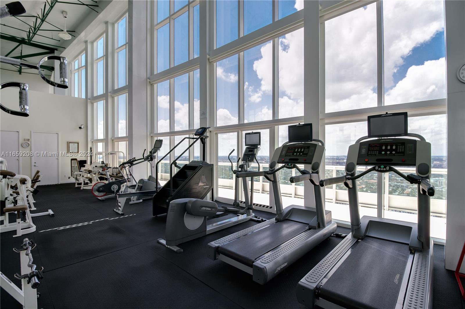 SANTA MARIA CONDO - Residential