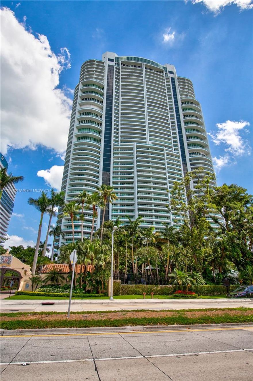 Exclusive and Luxurious Waterfront Condo Available at The Santa Maria in  Brickell with breathtaking views of the Biscayne Bay. One of a kind residence with 3,170 SqFt of living area, complimented by walls of glass with panoramic view.  Mesmerizing direct ocean, city skyline & sunrise views from the comfort of your private wrap around balcony. Santa Maria is a true tropical oasis offering residents top of the line amenities including Spa & Fitness Center with city views. Inside you will find 3beds & 4.5baths with private elevator, MB offers 2 huge walk-in closets, private bath with shower & separate Jacuzzi tub. Unit also includes 2 guests rooms with private baths, Laundry room, formal dining room & spacious kitchen with cooking island.