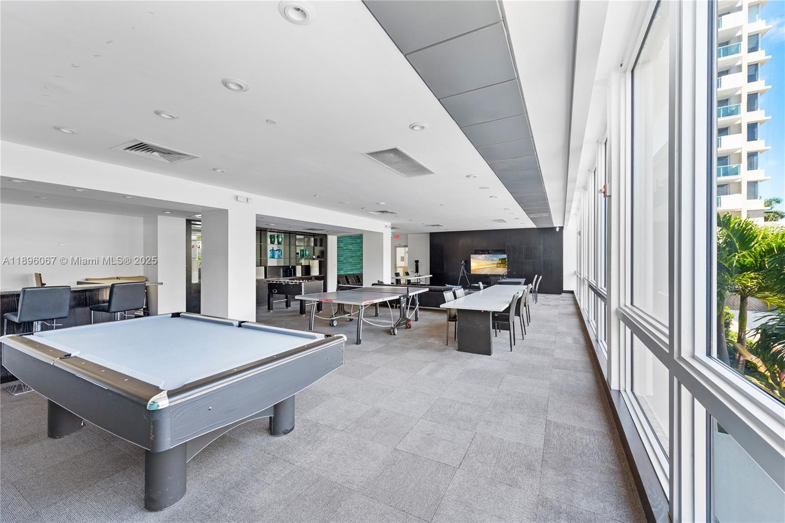 MIRADOR 1200 CONDO - Residential Lease