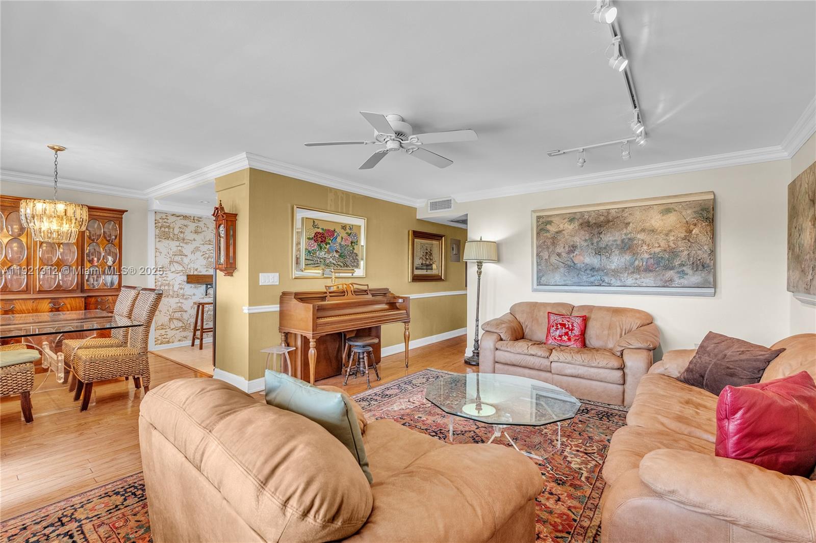 FARNHAM O CONDO - Residential