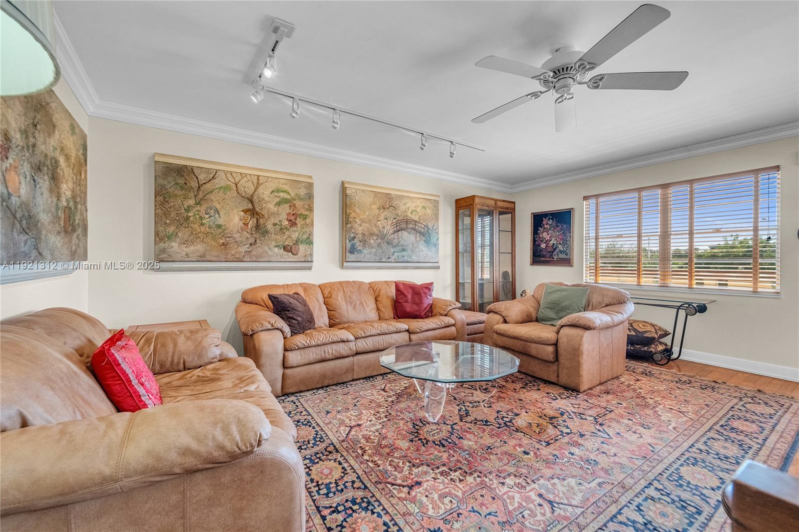 FARNHAM O CONDO - Residential