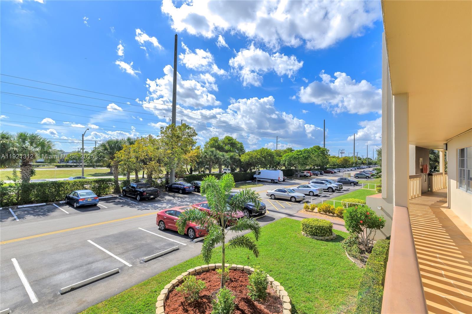 FARNHAM O CONDO - Residential