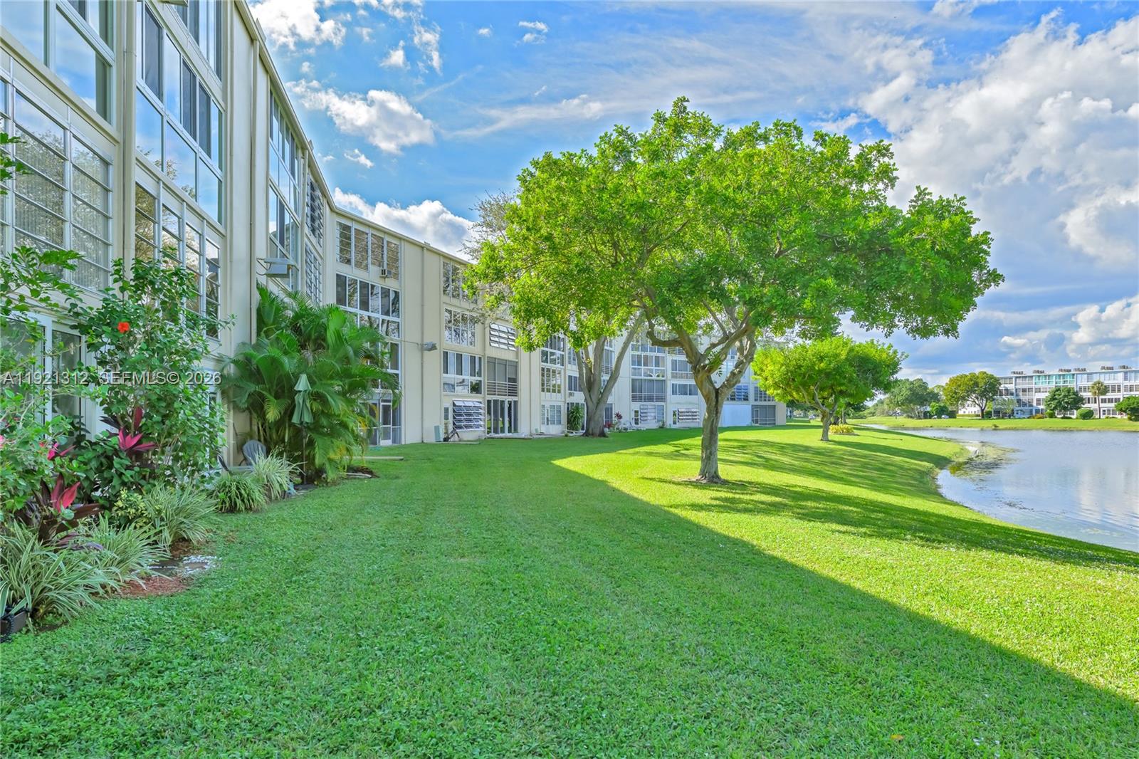 FARNHAM O CONDO - Residential