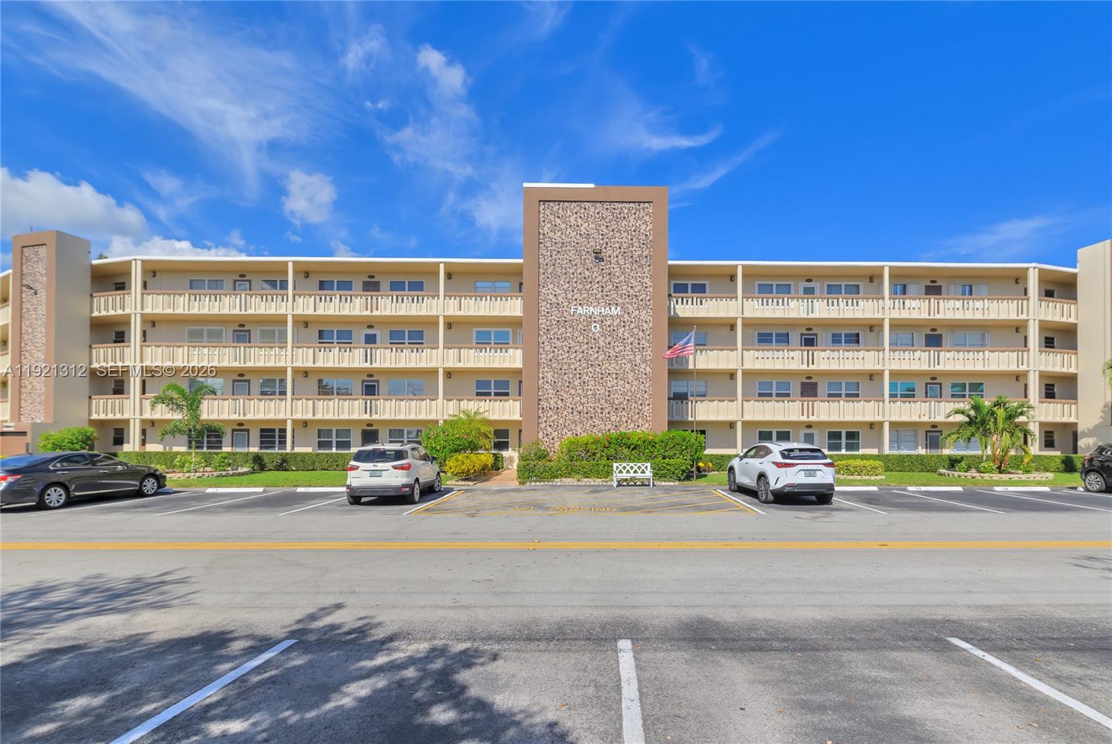 FARNHAM O CONDO - Residential