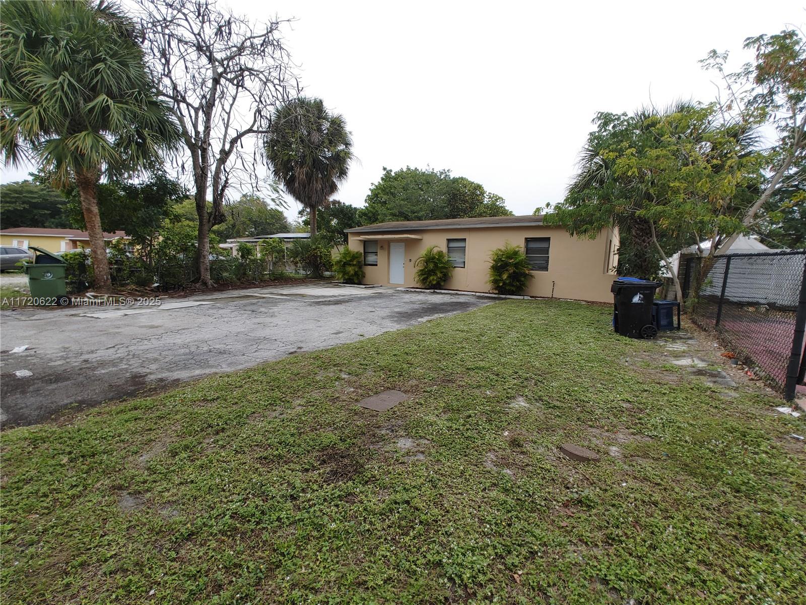 1613 NW 12th St