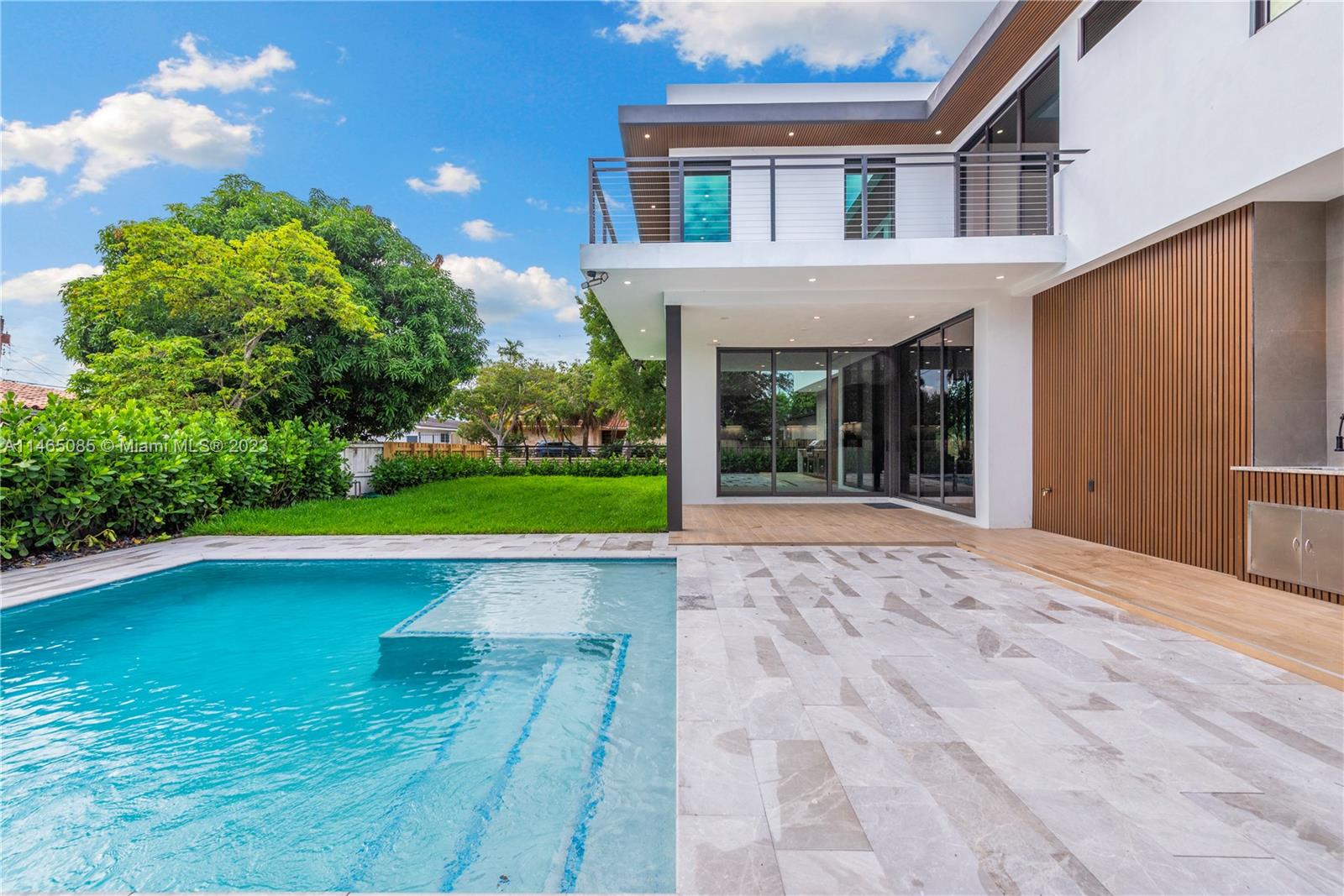 GREYKNOLL ESTATES - Residential