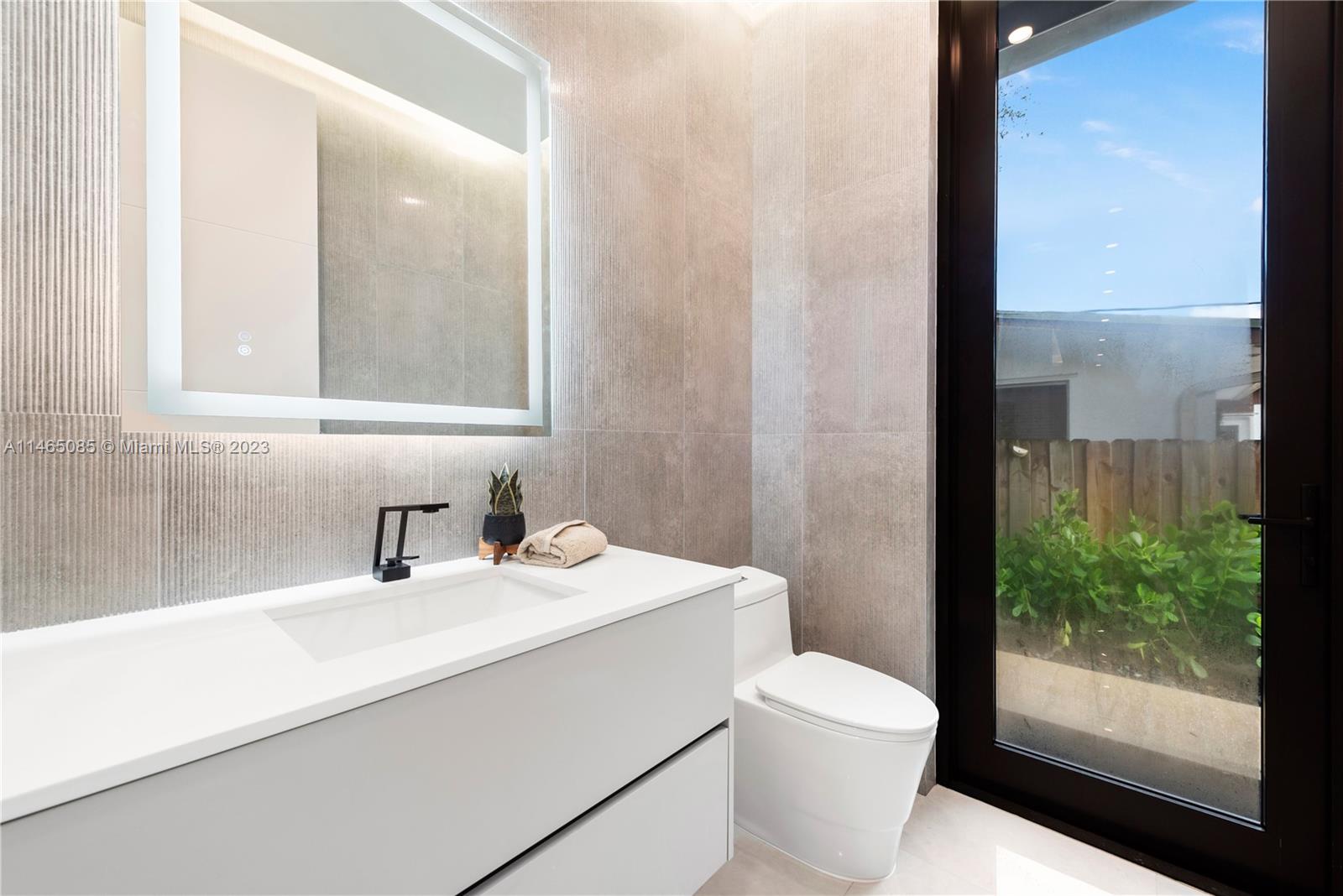 GREYKNOLL ESTATES - Residential