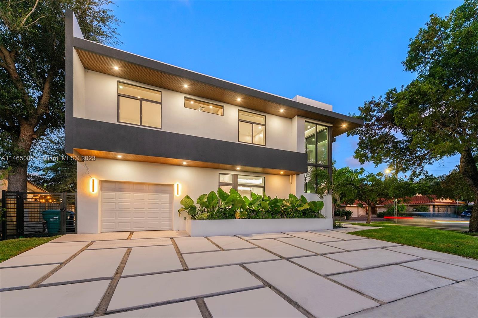 GREYKNOLL ESTATES - Residential