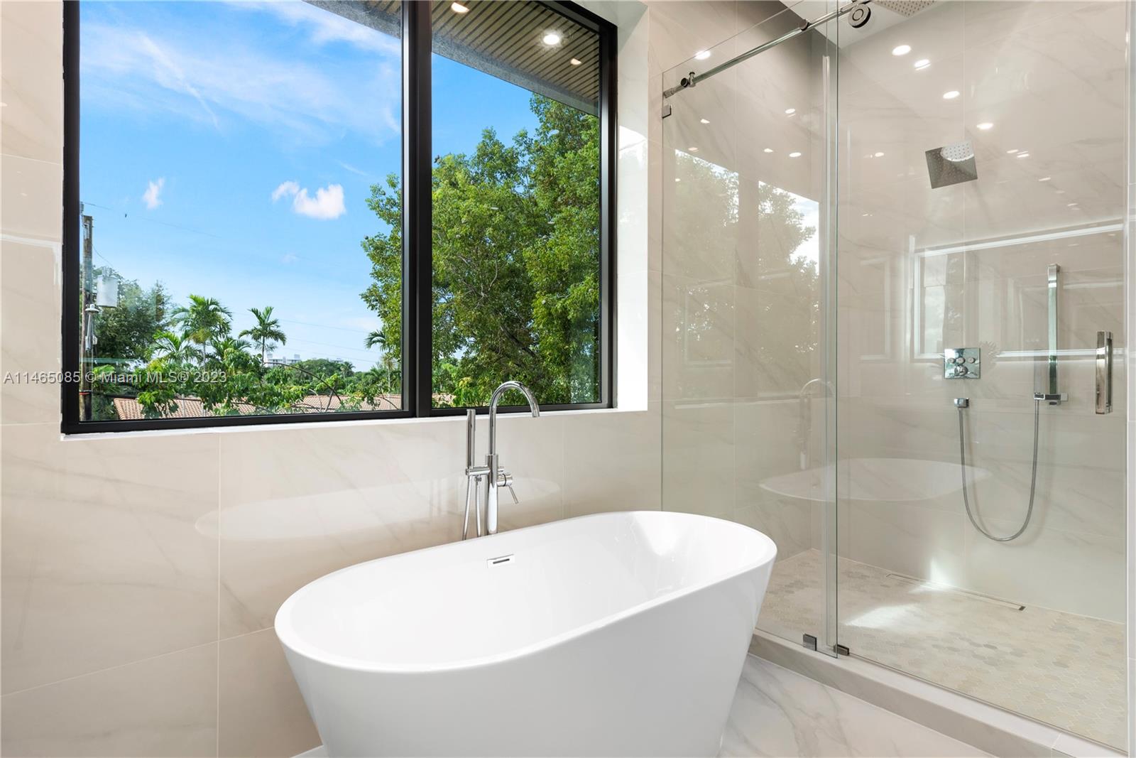 GREYKNOLL ESTATES - Residential