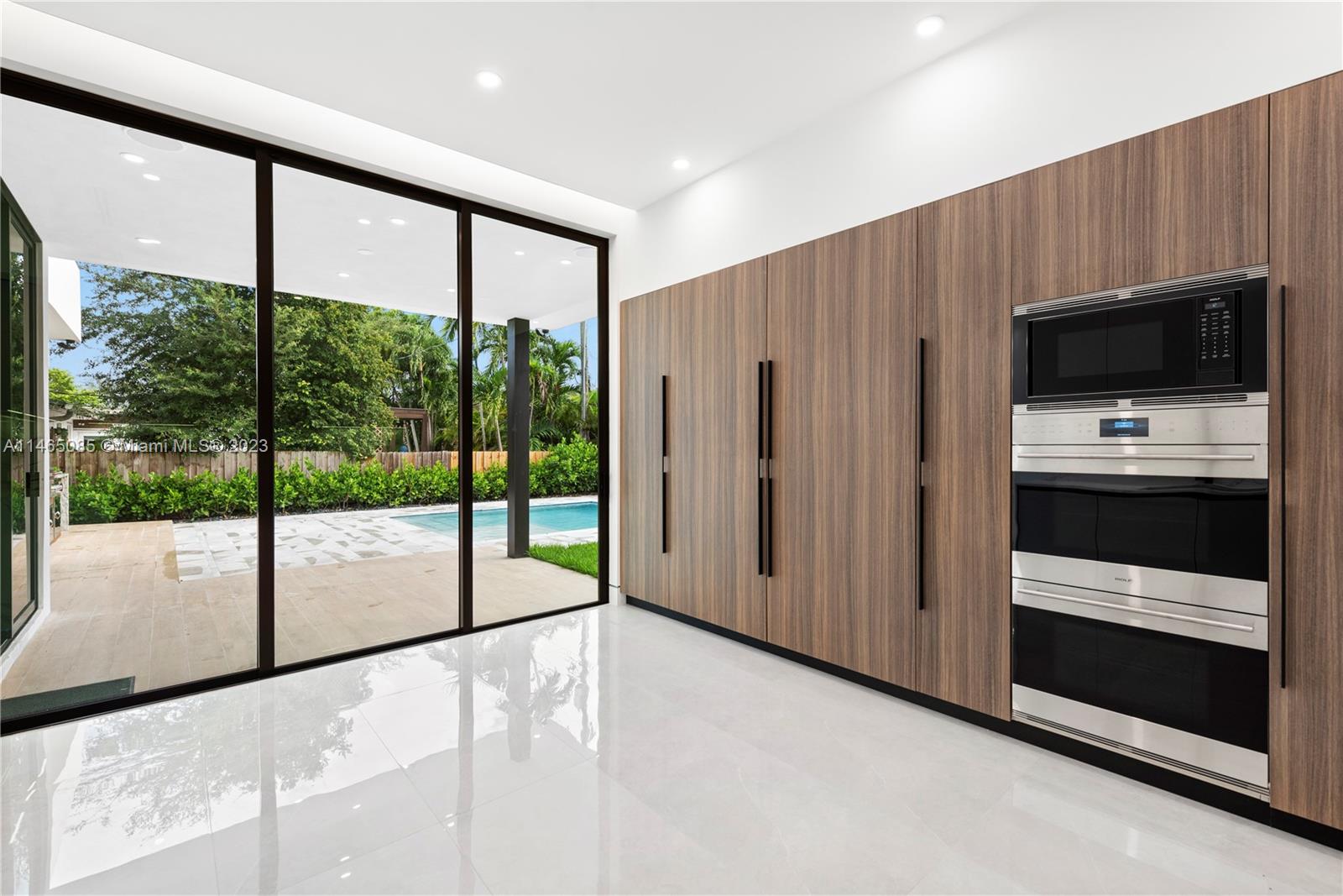 GREYKNOLL ESTATES - Residential