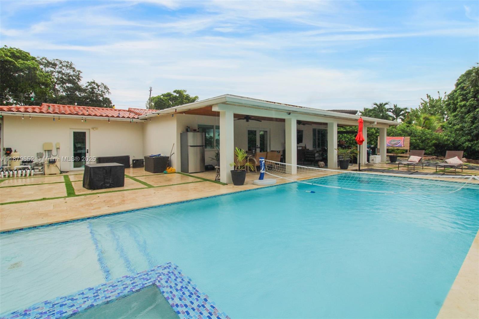 MIAMI LAKES SEC 3 - Residential