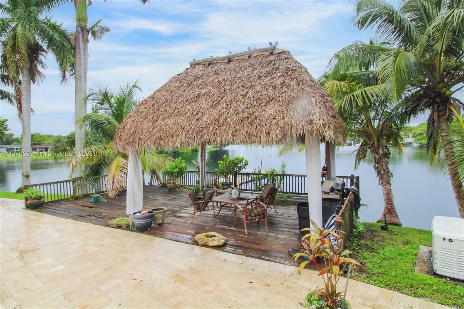 MIAMI LAKES SEC 3 - Residential