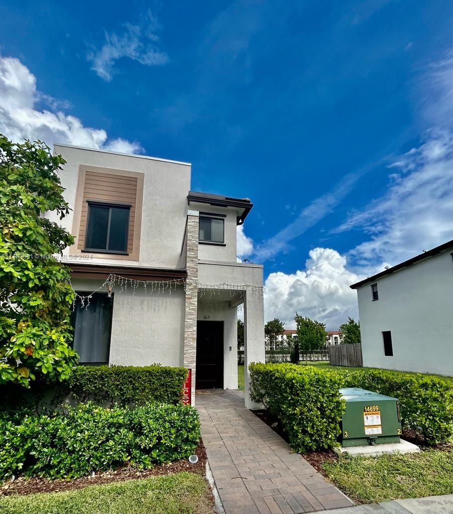 Property for Sale at 613 Ne 208th Ter Ter 613, Miami, Broward County, Florida - Bedrooms: 3 
Bathrooms: 3  - $498,000