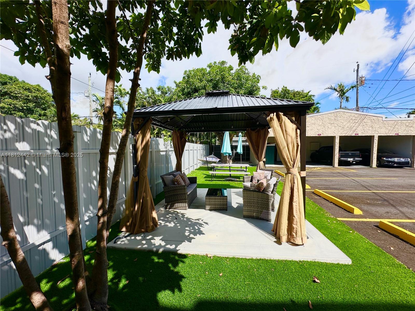 WESTMOOR - Residential Lease